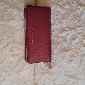 Michael Kors wallet, burgundy, New with tag